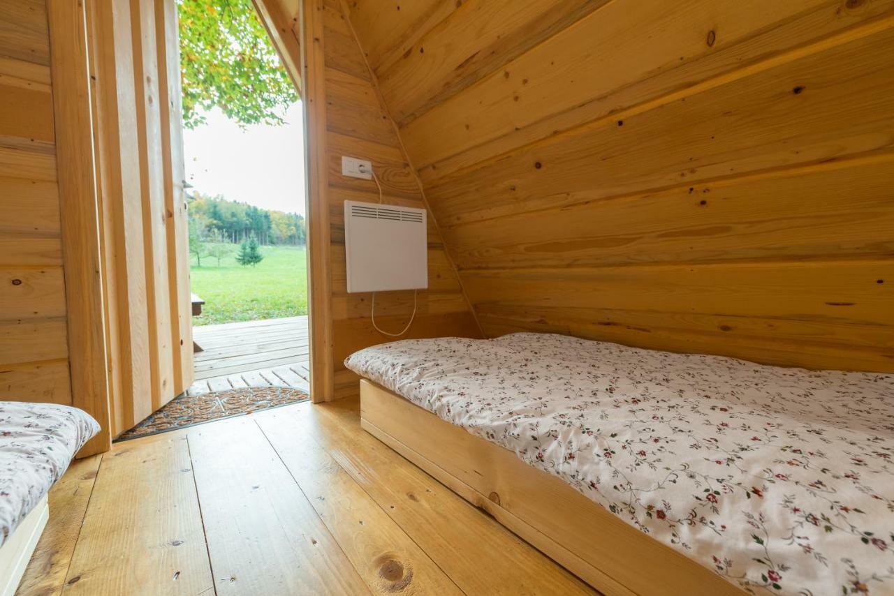 Glamping Village - Speleo Camp Logatec Esterno foto